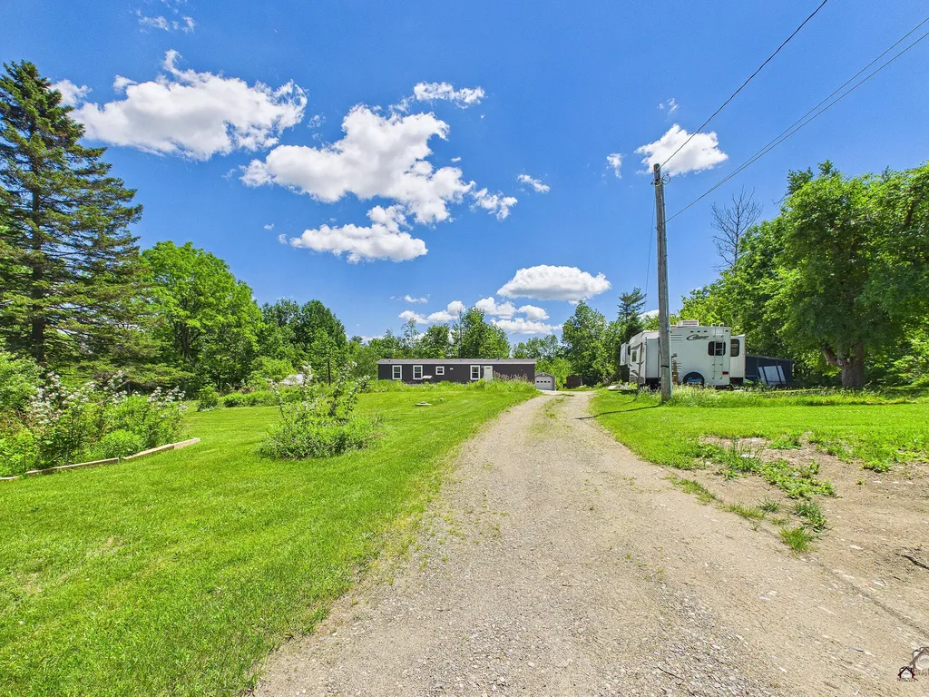 19 Swan Road New Sharon ME 04955