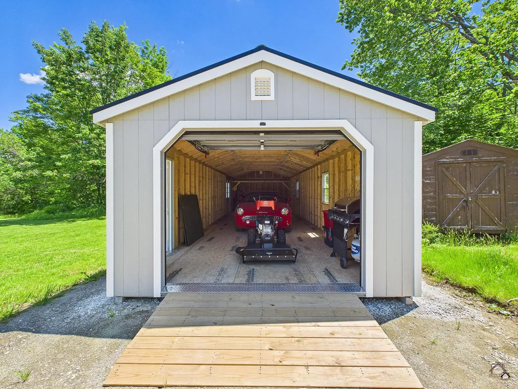19 Swan Road New Sharon ME 04955