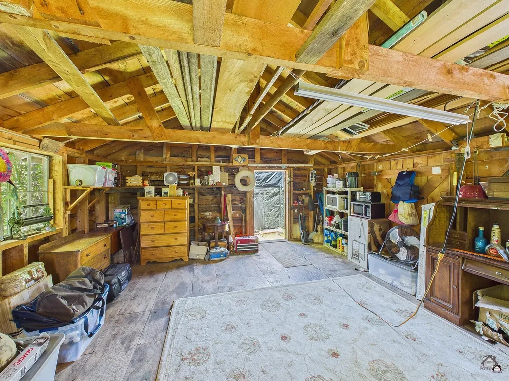 19 Swan Road New Sharon ME 04955