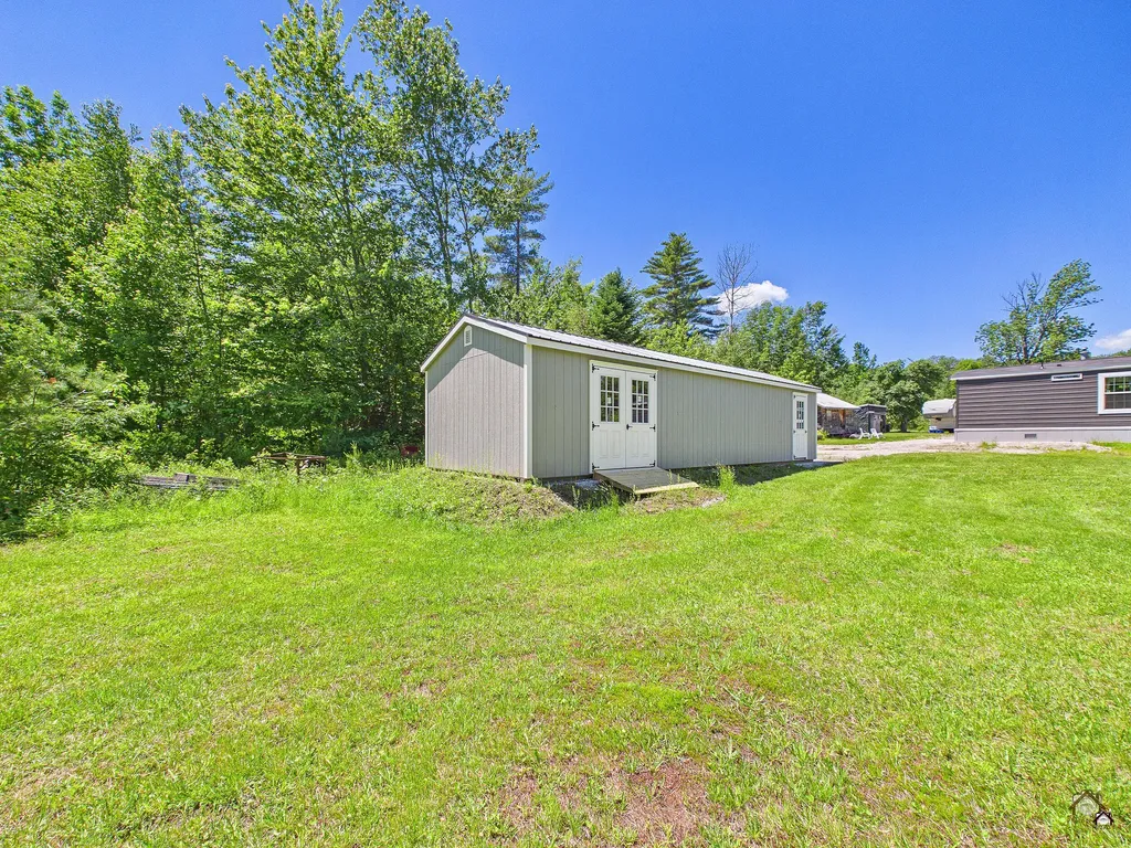 19 Swan Road New Sharon ME 04955