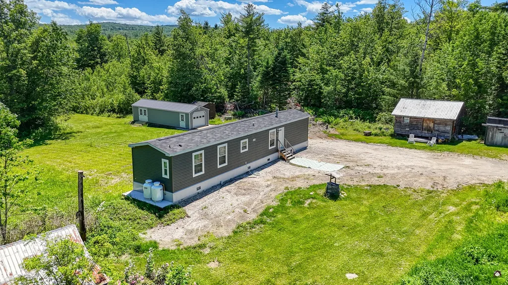 19 Swan Road New Sharon ME 04955