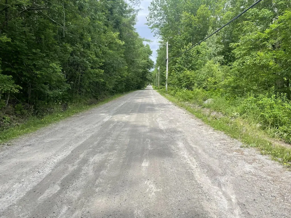 19 Swan Road New Sharon ME 04955