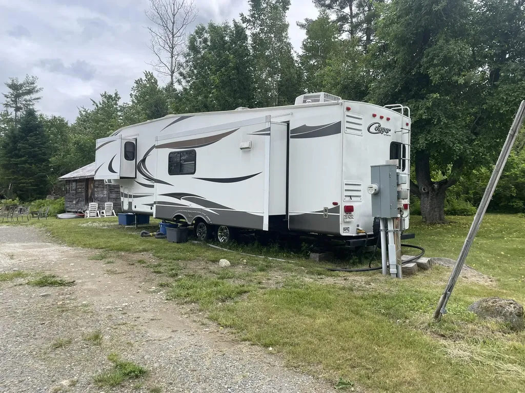 19 Swan Road New Sharon ME 04955