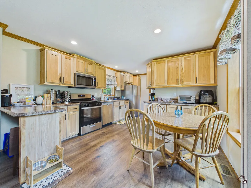 19 Swan Road New Sharon ME 04955
