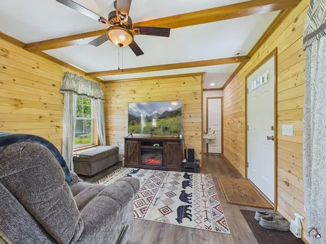 19 Swan Road New Sharon ME 04955