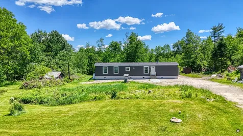 19 Swan Road New Sharon ME 04955