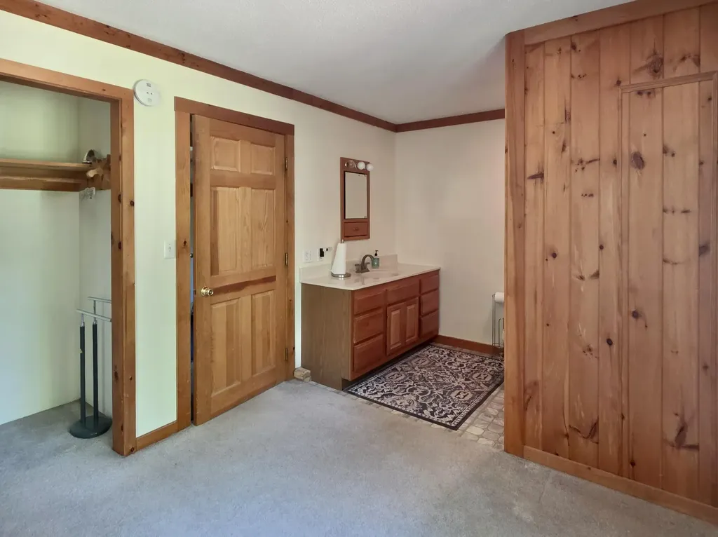 80 Kings Point Road West Bath ME 04530