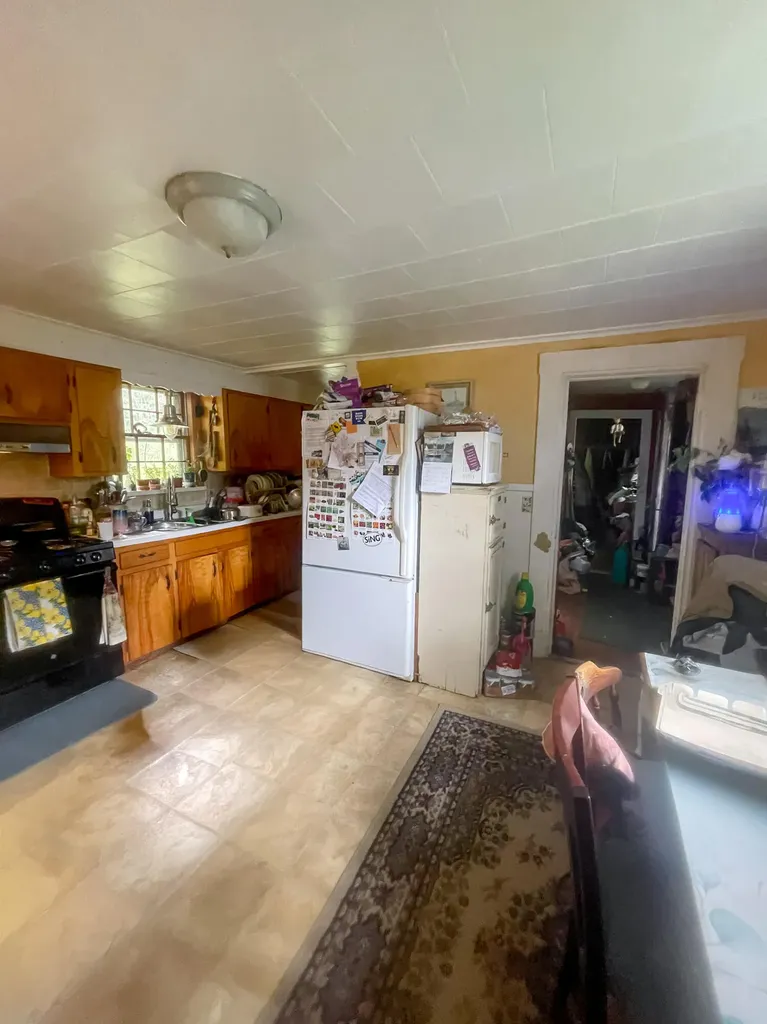8 Summer Street Hampden ME 04444