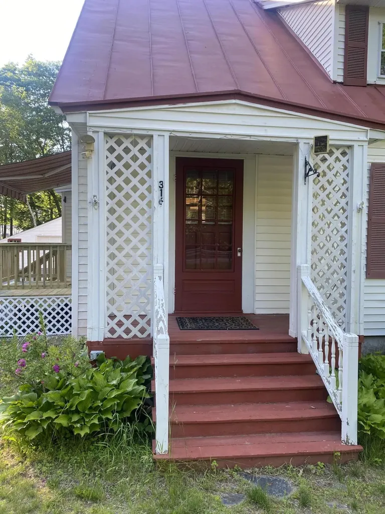 316 Canaan Road Skowhegan ME 04976