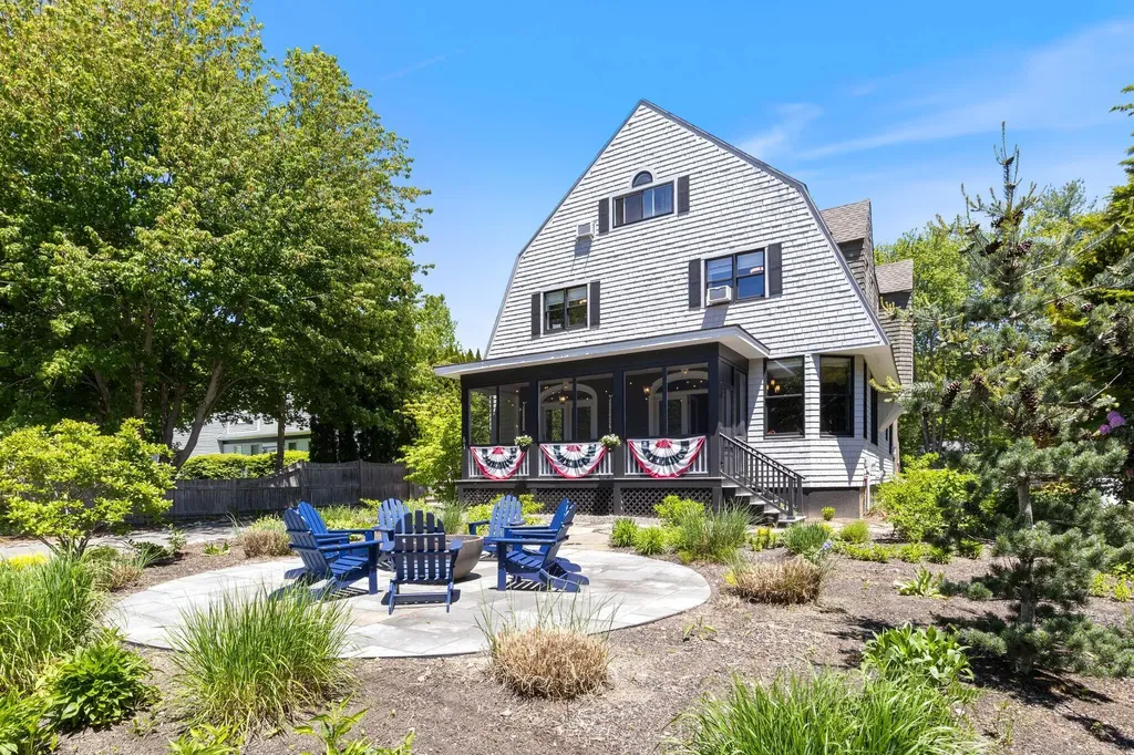 61 Fletcher Street Kennebunk ME 04043