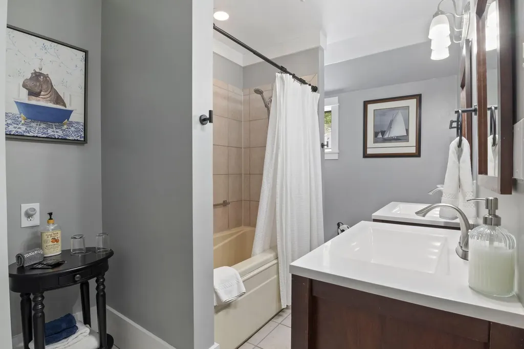 61 Fletcher Street Kennebunk ME 04043