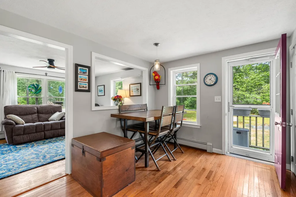 27 Nottingham Drive Sanford ME 04073