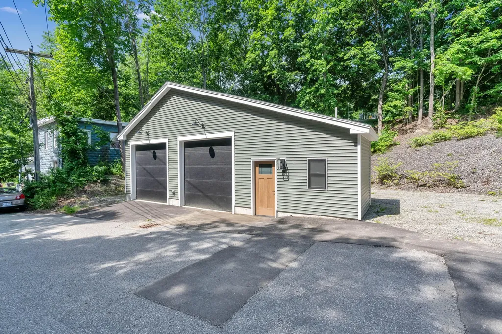 9 Hutchins Street Auburn ME 04210