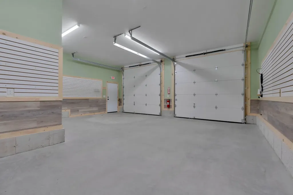 9 Hutchins Street Auburn ME 04210