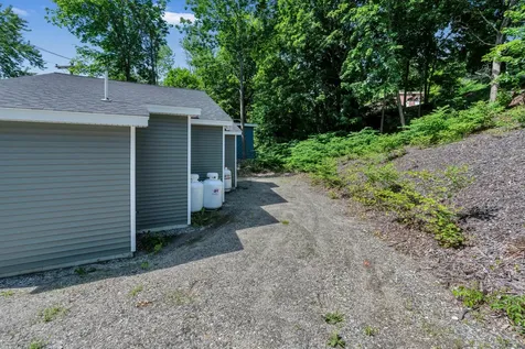 9 Hutchins Street Auburn ME 04210