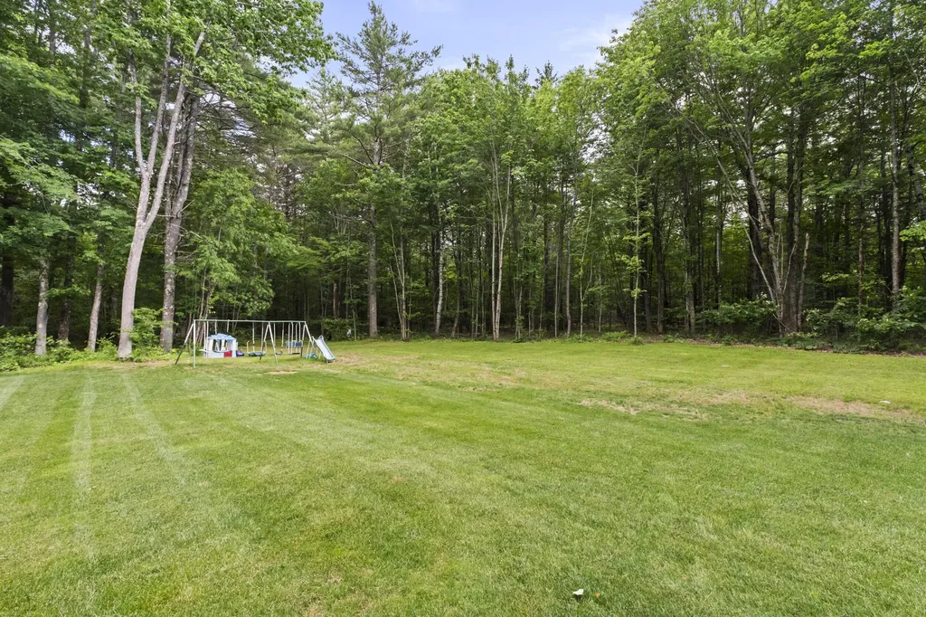 423 Gorden Road Readfield ME 04355