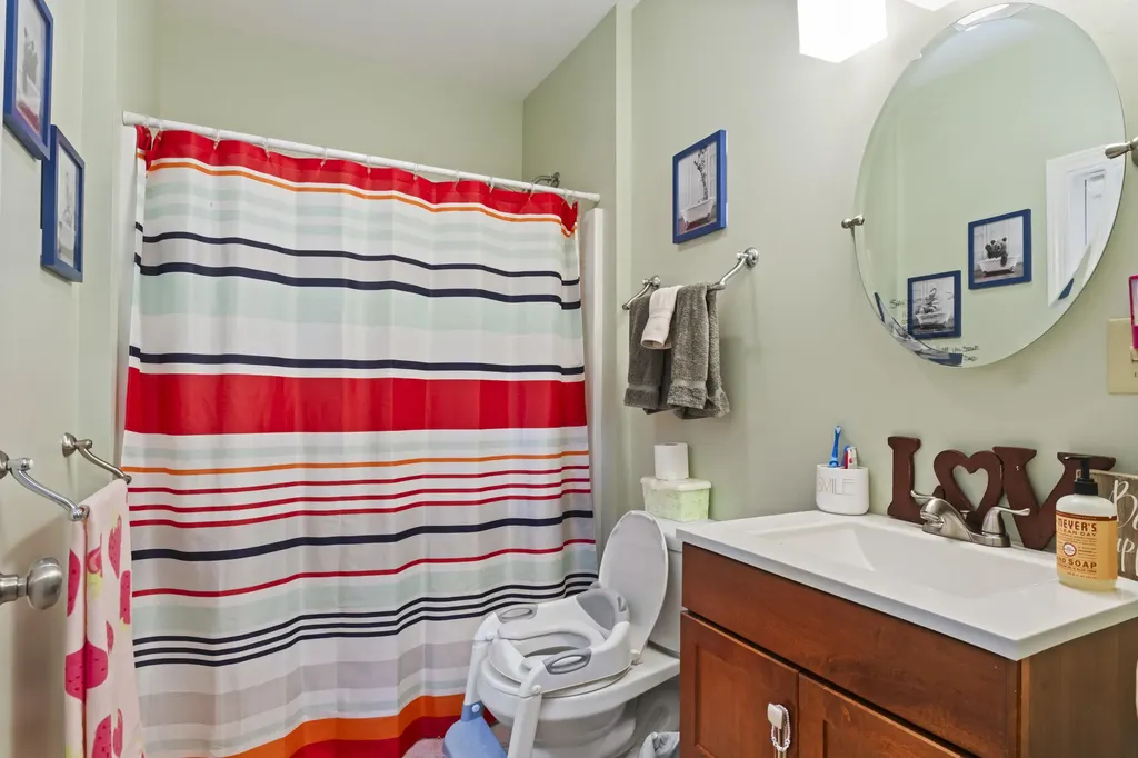 423 Gorden Road Readfield ME 04355