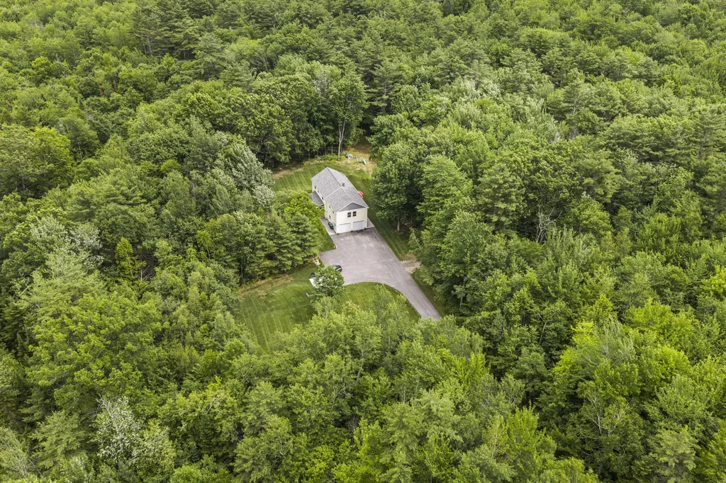 423 Gorden Road Readfield ME 04355
