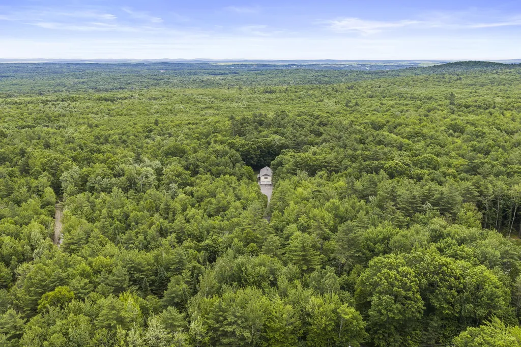 423 Gorden Road Readfield ME 04355