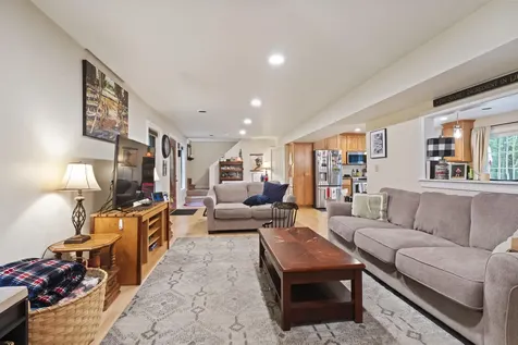 423 Gorden Road Readfield ME 04355