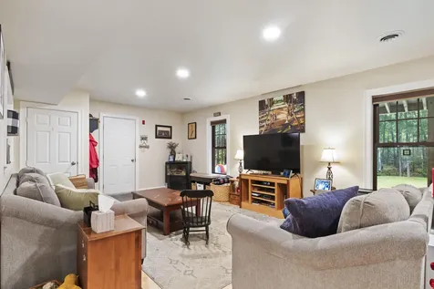 423 Gorden Road Readfield ME 04355