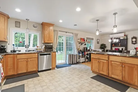423 Gorden Road Readfield ME 04355
