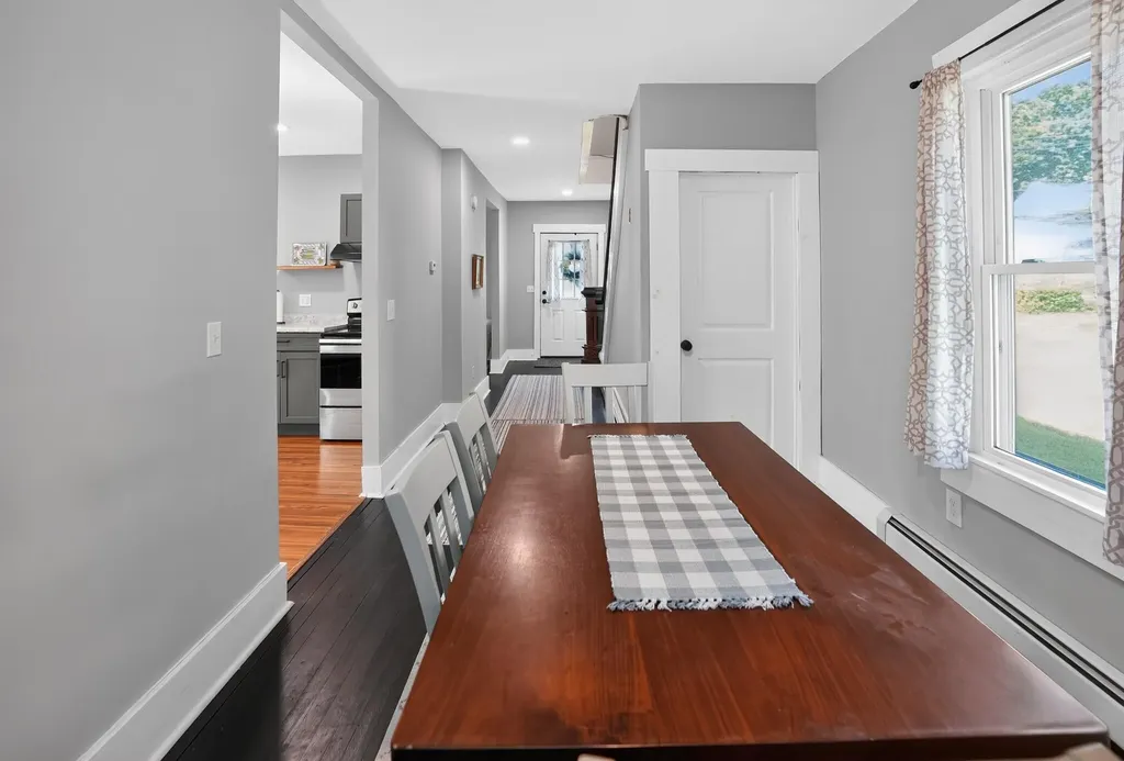79 Oak Street Ellsworth ME 04605