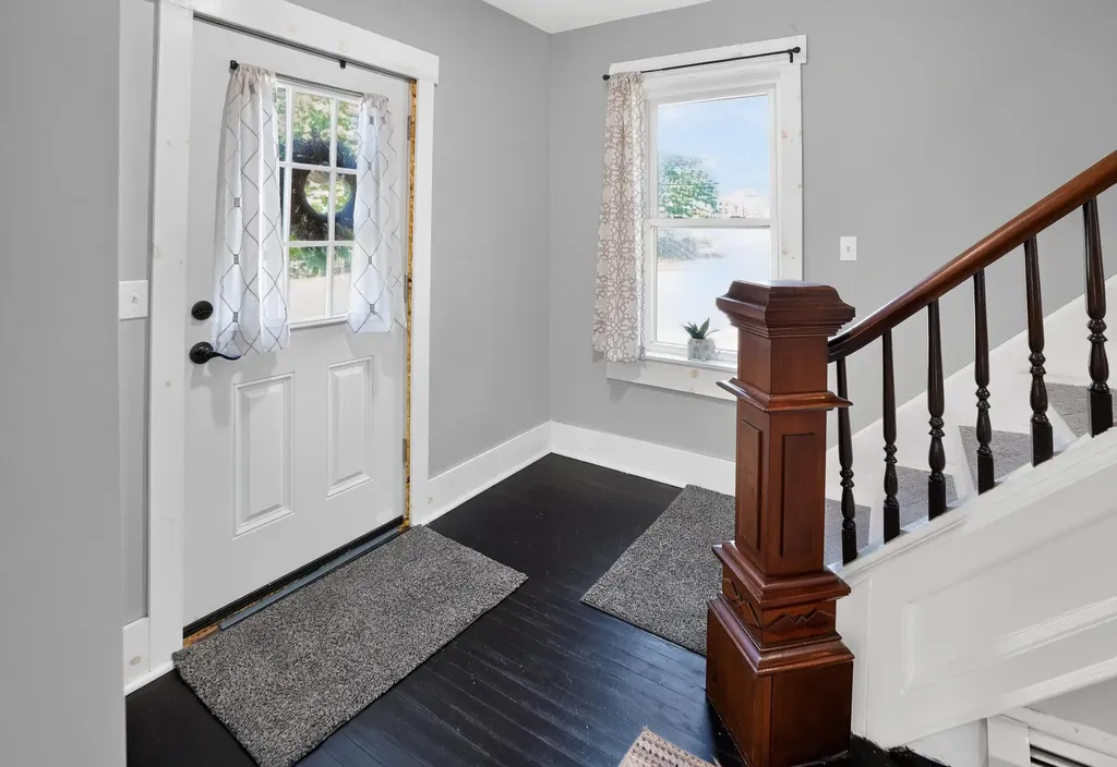 79 Oak Street Ellsworth ME 04605