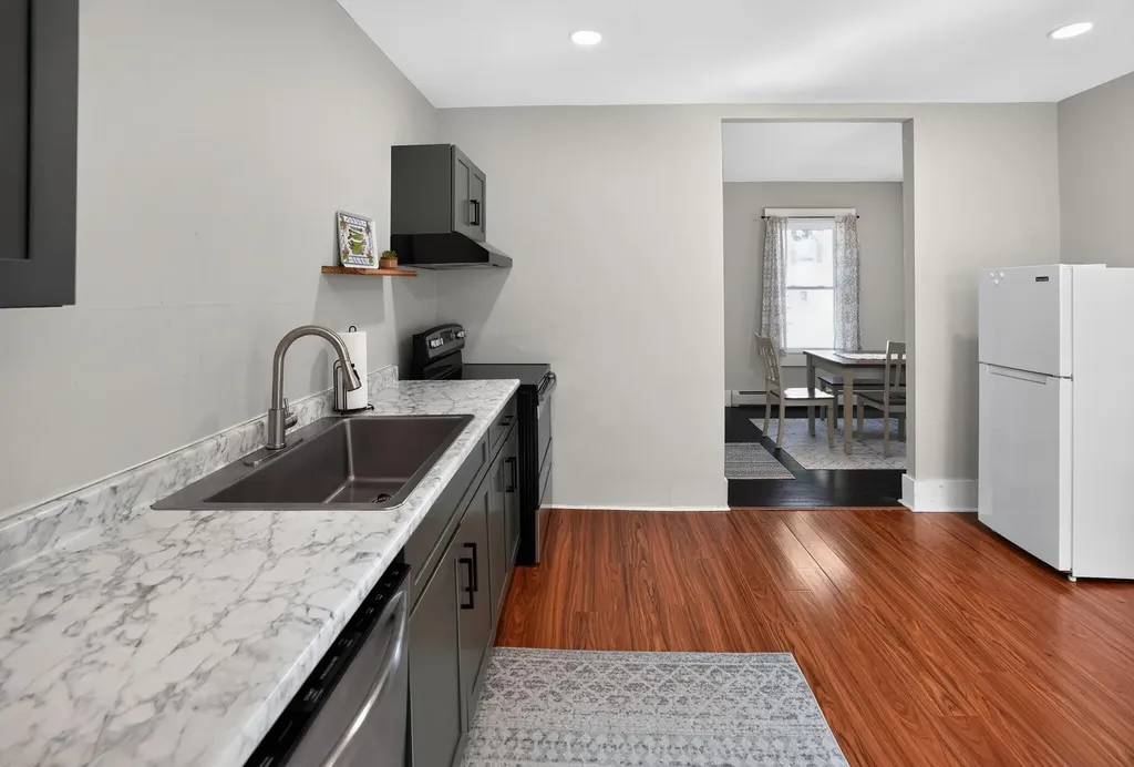 79 Oak Street Ellsworth ME 04605