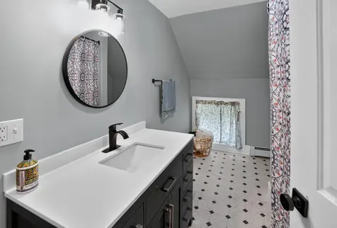 79 Oak Street Ellsworth ME 04605