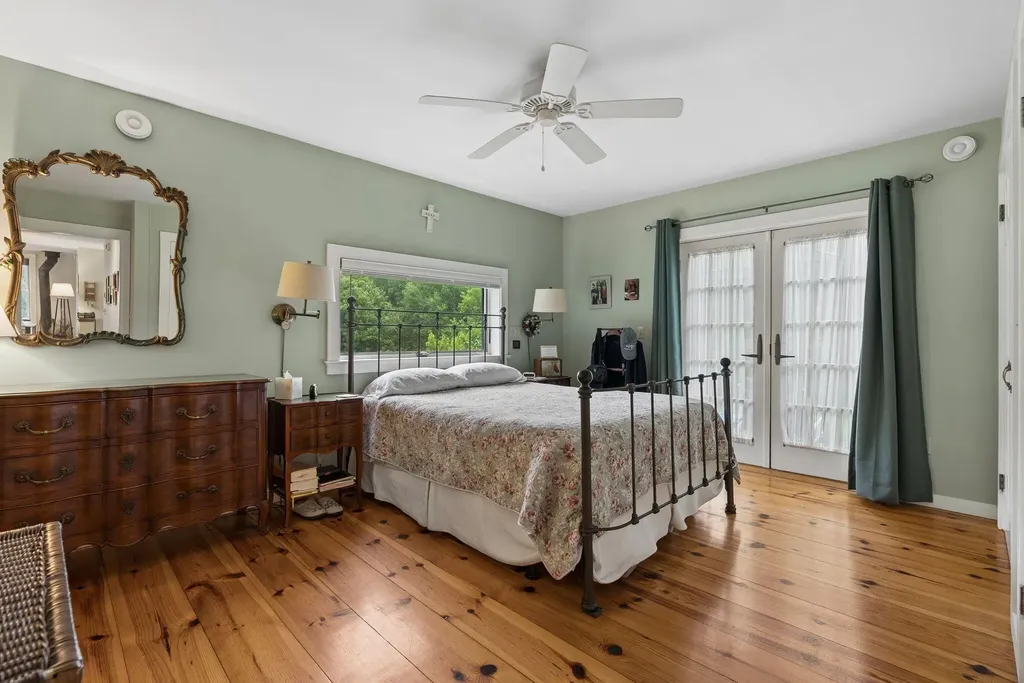 827 Sligo Road North Yarmouth ME 04097