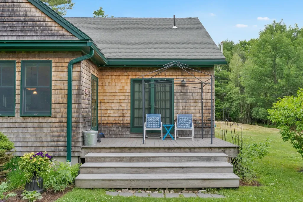 827 Sligo Road North Yarmouth ME 04097