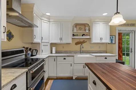 827 Sligo Road North Yarmouth ME 04097