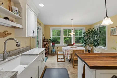827 Sligo Road North Yarmouth ME 04097