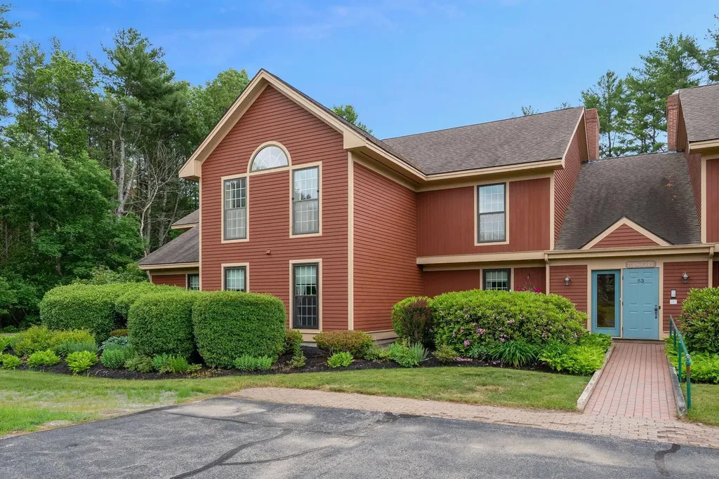 53 Estates Drive Manchester ME 04351