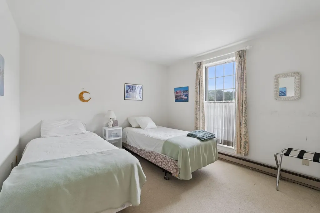 53 Estates Drive Manchester ME 04351