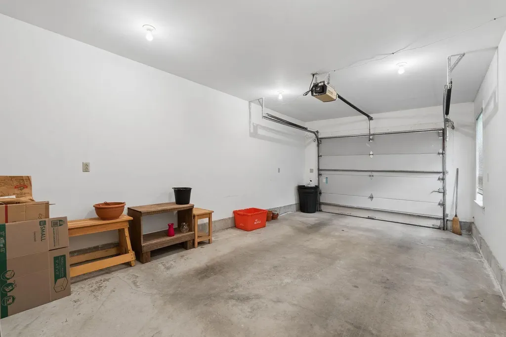 53 Estates Drive Manchester ME 04351