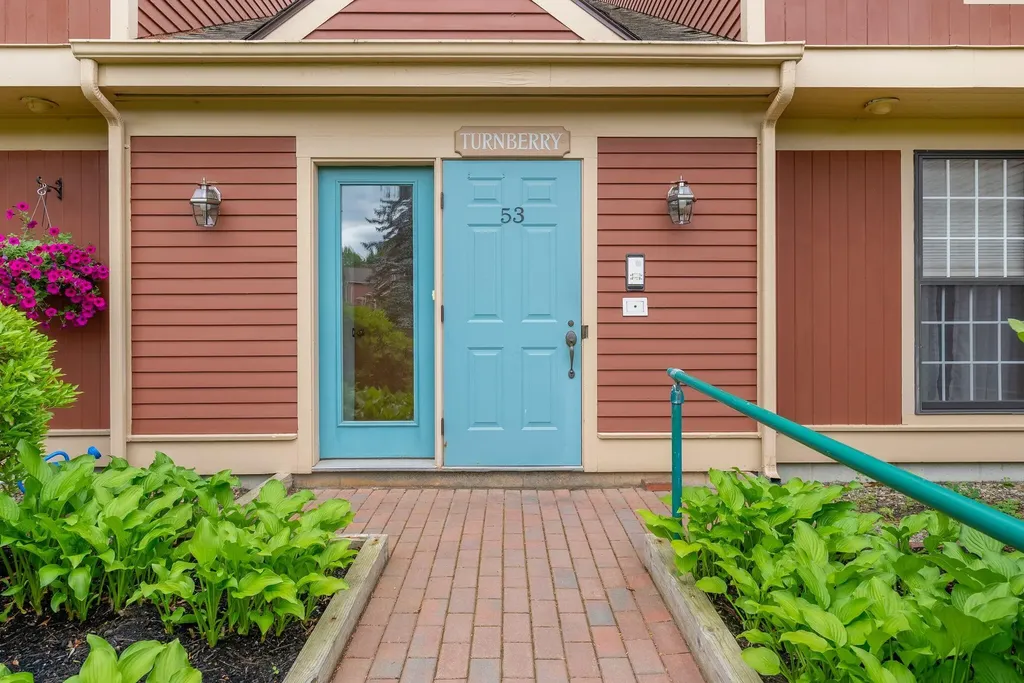 53 Estates Drive Manchester ME 04351