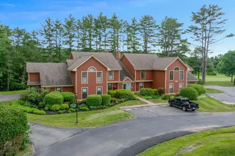 53 Estates Drive Manchester ME 04351