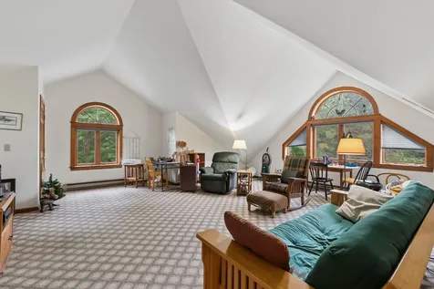 53 Estates Drive Manchester ME 04351