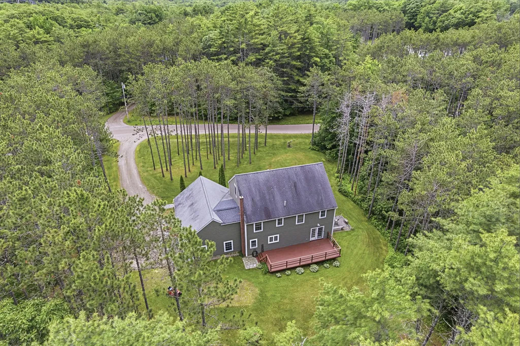 64 Norway Drive Woolwich ME 04579