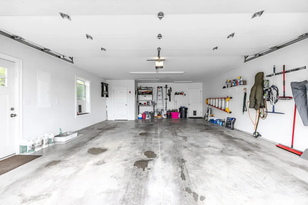 51 Knoll Crest Drive Bangor ME 04401