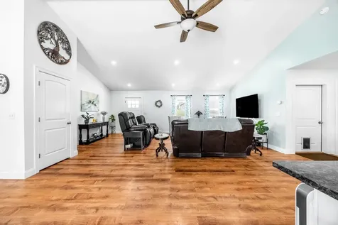 51 Knoll Crest Drive Bangor ME 04401