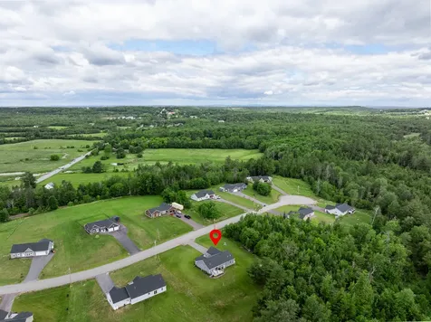 51 Knoll Crest Drive Bangor ME 04401