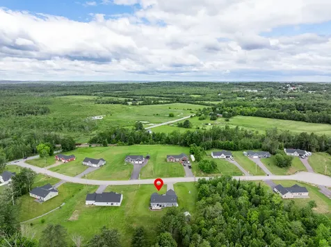51 Knoll Crest Drive Bangor ME 04401
