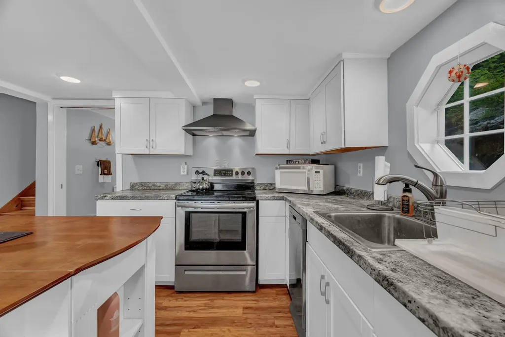 50 Terrace Road Auburn ME 04210