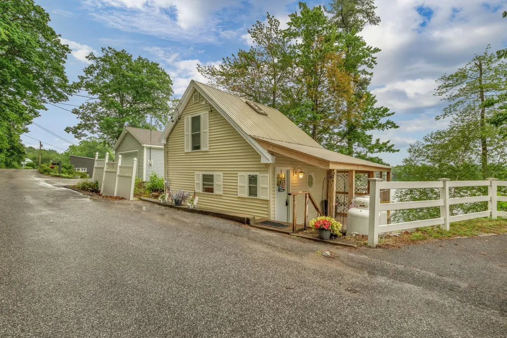 50 Terrace Road Auburn ME 04210