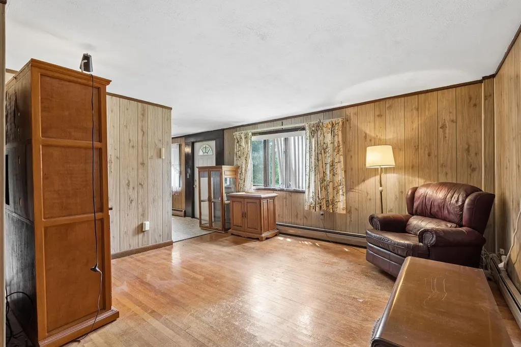 5 Nob Hill Avenue Lewiston ME 04240