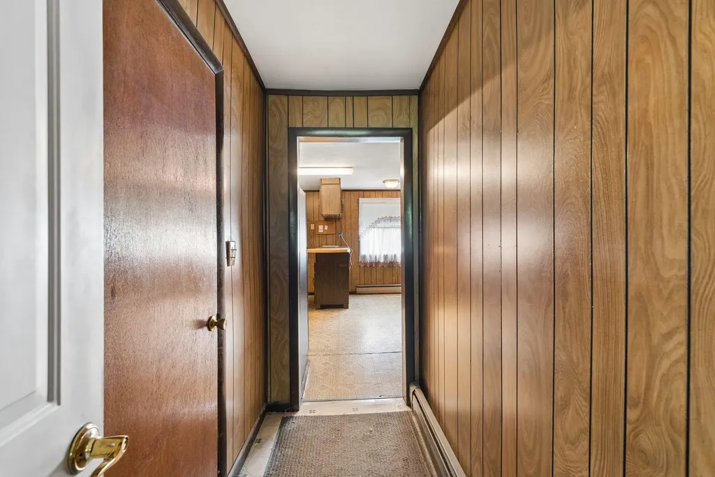 5 Nob Hill Avenue Lewiston ME 04240