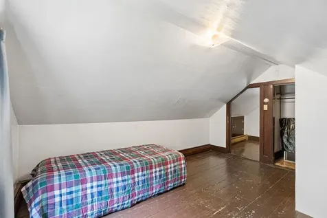 5 Nob Hill Avenue Lewiston ME 04240
